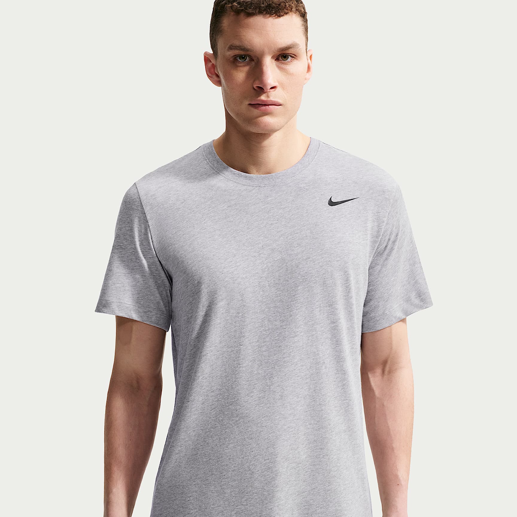 Nike Dri-FIT Men's Fitness T-Shirt. Nike NO